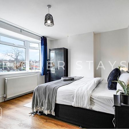 Watford Large 5Br Home - Contractors & Families Bagian luar foto