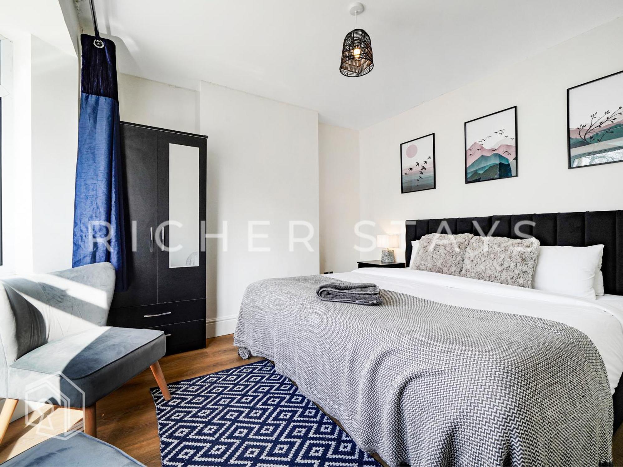 Watford Large 5Br Home - Contractors & Families Bagian luar foto