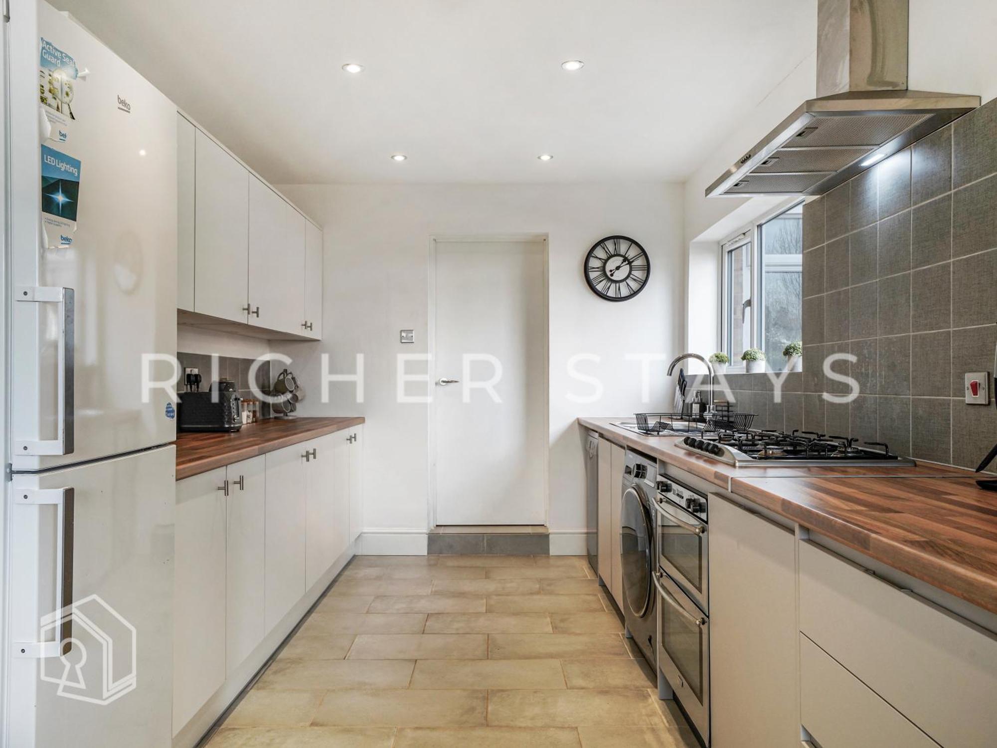 Watford Large 5Br Home - Contractors & Families Bagian luar foto