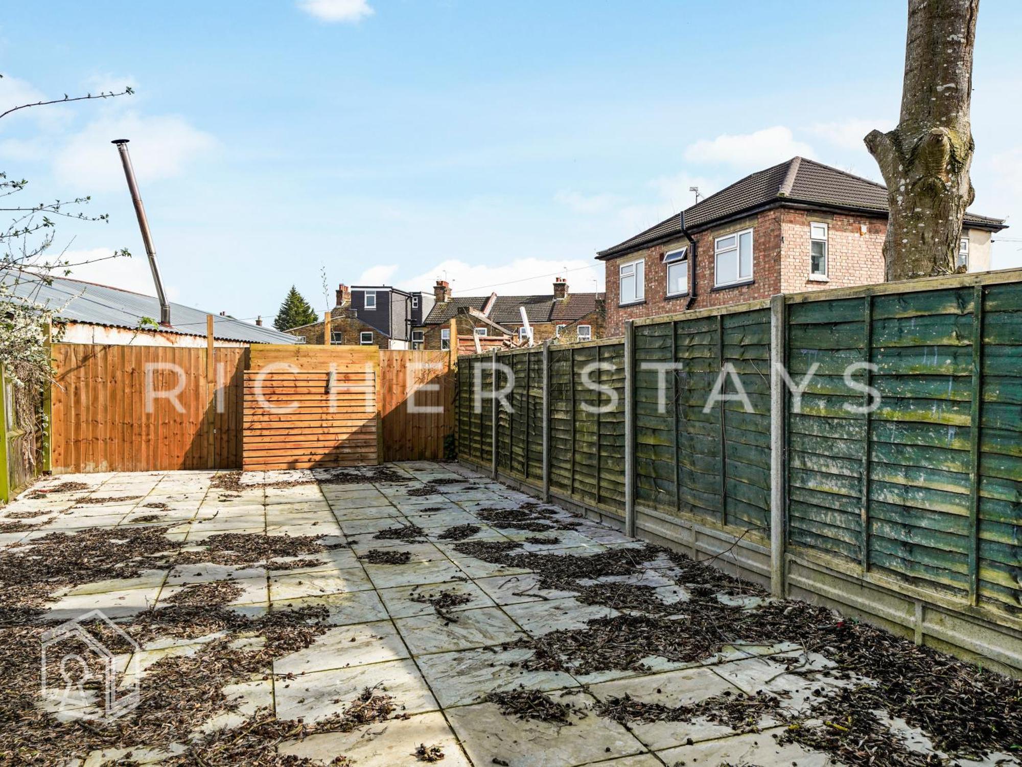 Watford Large 5Br Home - Contractors & Families Bagian luar foto